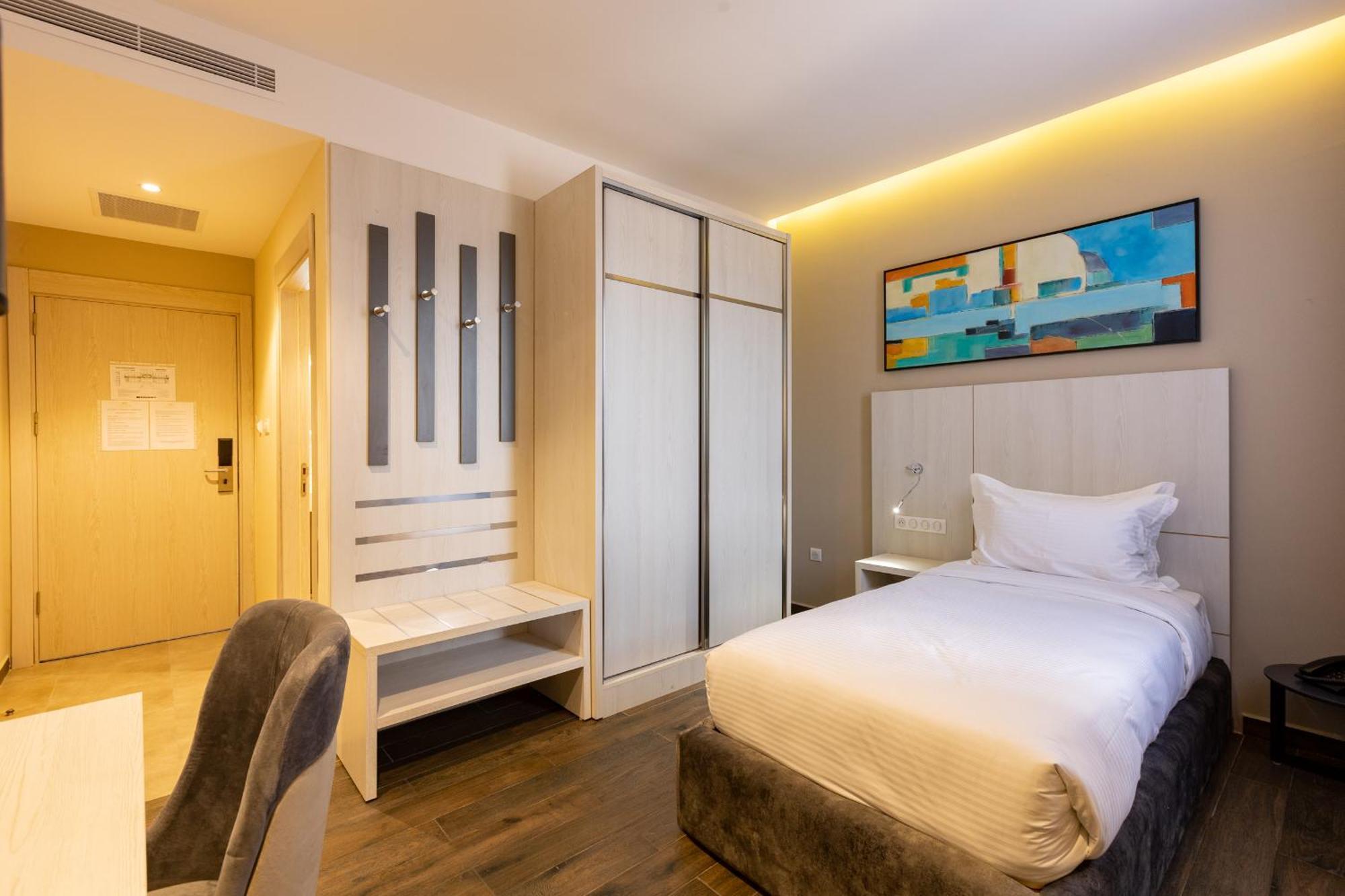 Hotel Ben Aouda & Spa Tipaza Dış mekan fotoğraf